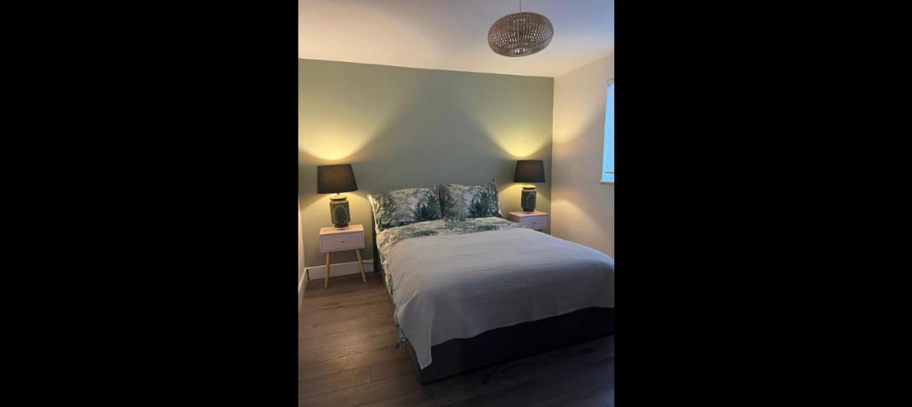 Beach, Hills, Food, Scenic Walks-The Kelp House. Peacehaven エクステリア 写真