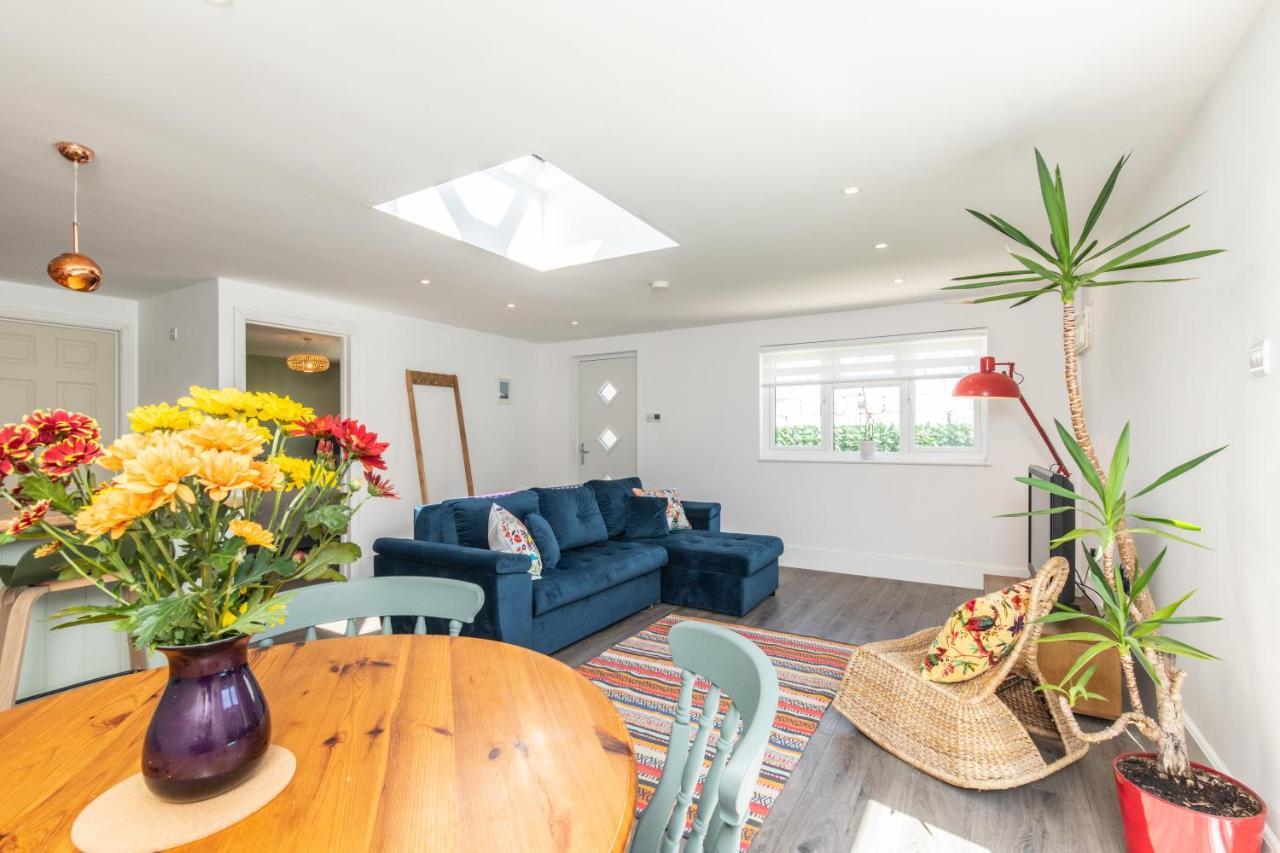 Beach, Hills, Food, Scenic Walks-The Kelp House. Peacehaven エクステリア 写真